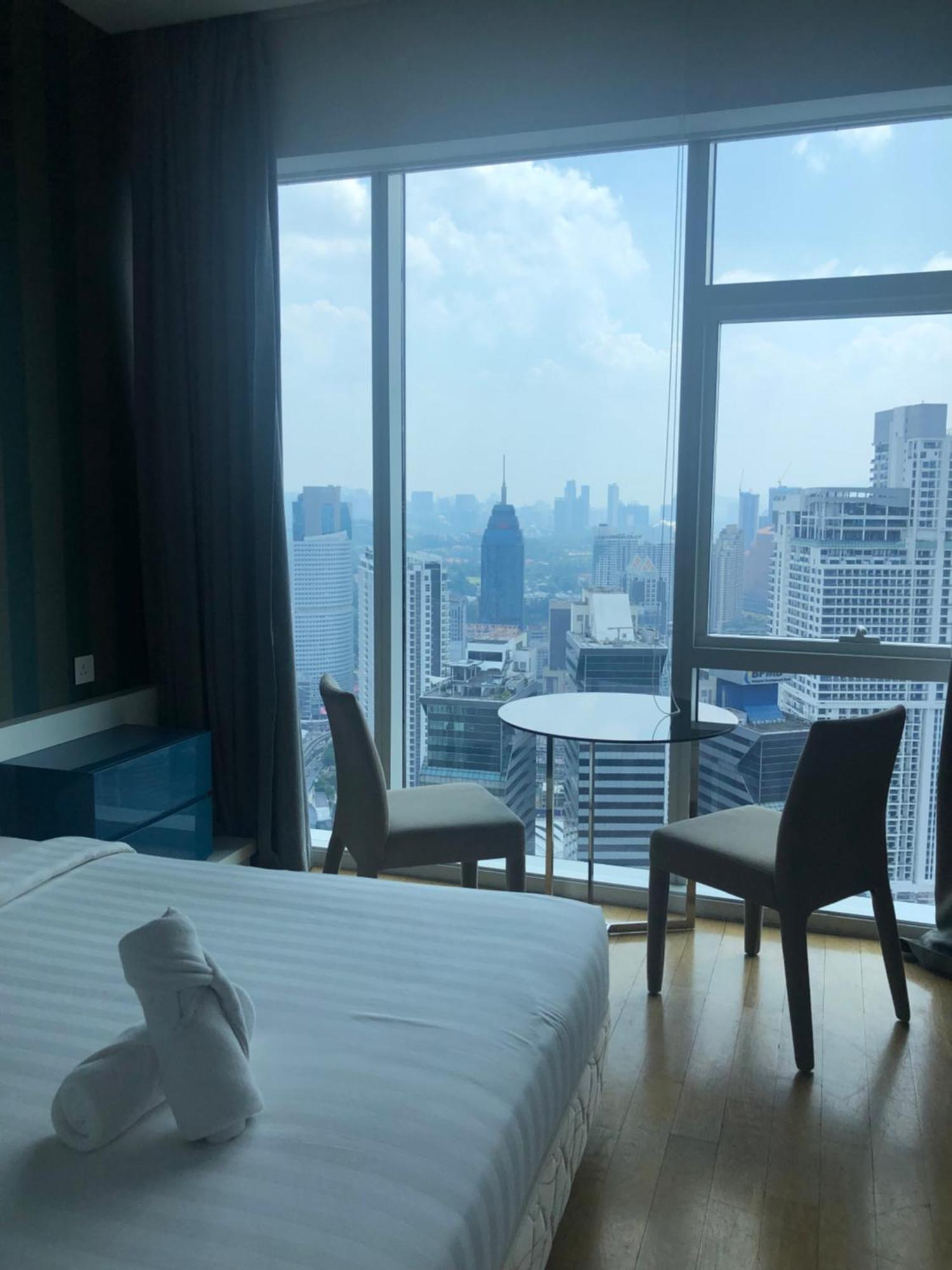 Appartamento Platinum Klcc Pool View Kuala Lumpur Esterno foto